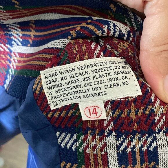 Women’s Navy Plaid 3 Button Blazer size Medium - Picture 5 of 6